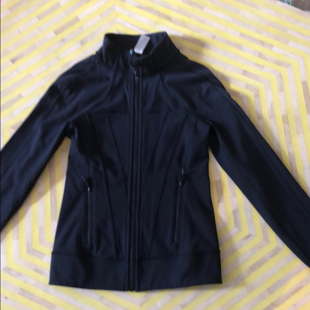 Ivivva Size 8 Sweatshirt NWOT